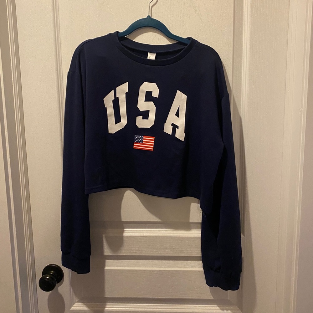 Cropped long sleeve USA shirt